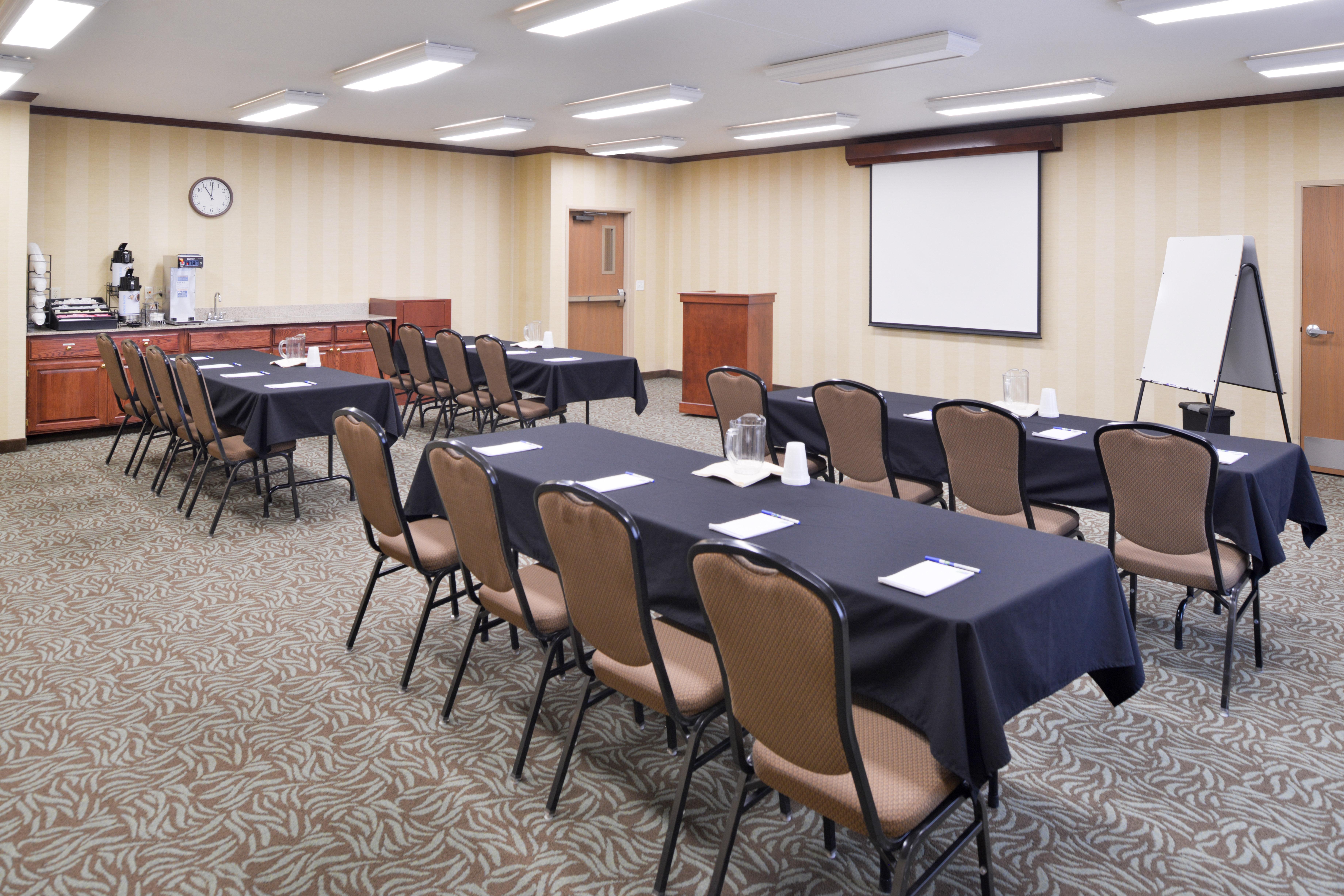 Holiday Inn Express Hotel & Suites Sioux Falls At Empire Mall By Ihg Exterior foto